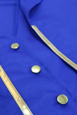 CHI TIẾT VỀ TRANG PHỤC VEST ĐUÔI TÔM HOÀNG TỬ